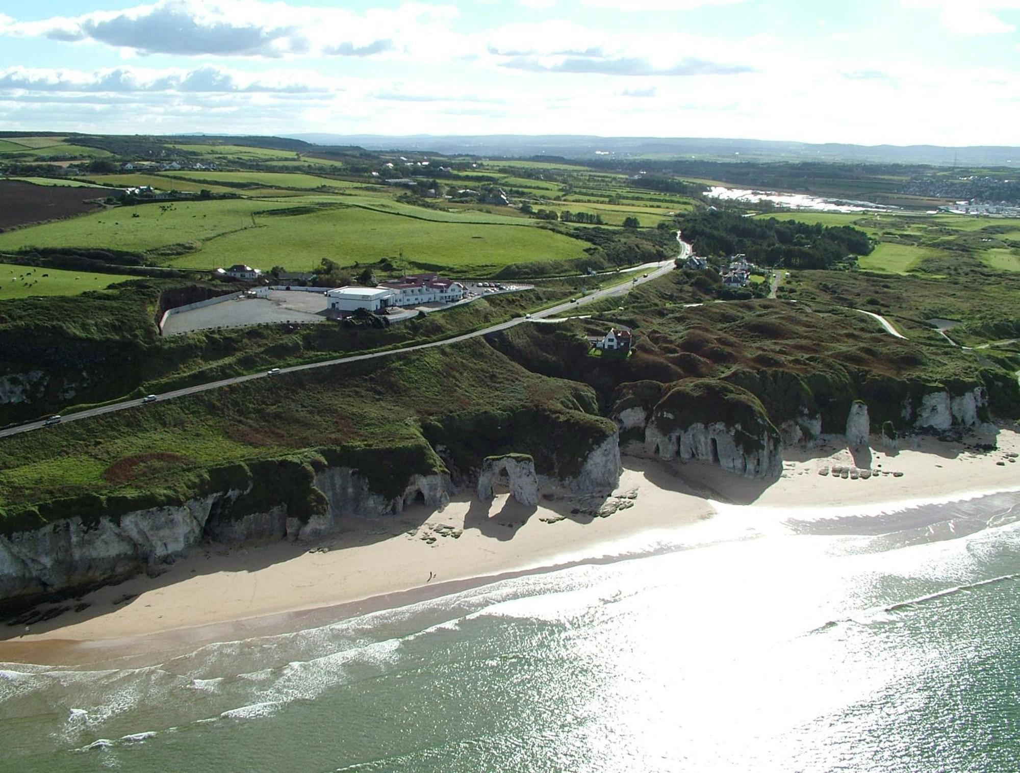 Royal Court Hotel Portrush Dış mekan fotoğraf