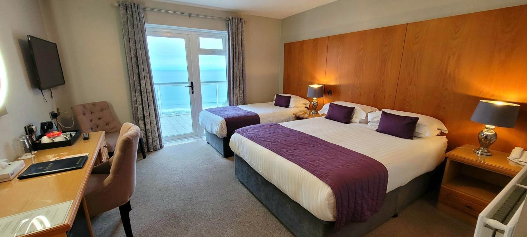 Royal Court Hotel Portrush Dış mekan fotoğraf